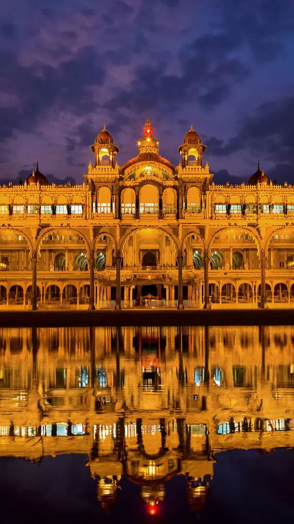 Golden hour in royal light