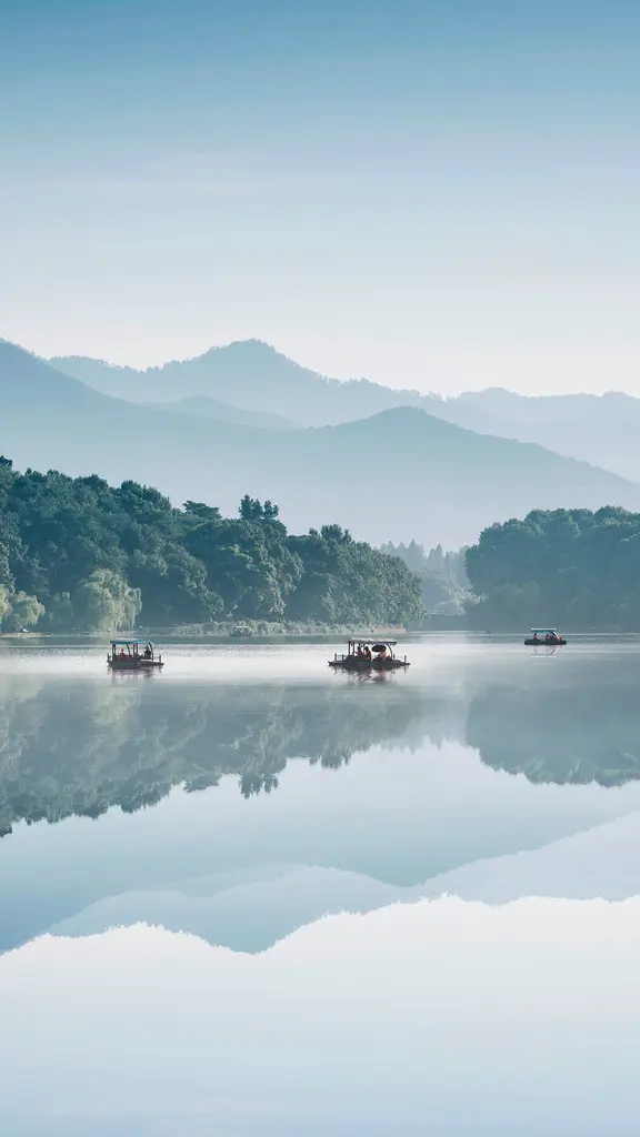水墨西湖