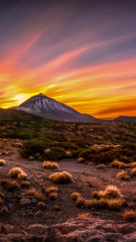 火山やカルデラが広がる景勝地