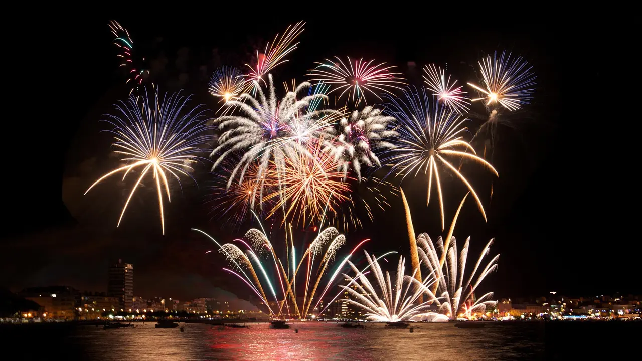 &iexcl;Competici&oacute;n de luces y color!