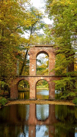 &Aacute;gua por baixo e por cima da ponte
