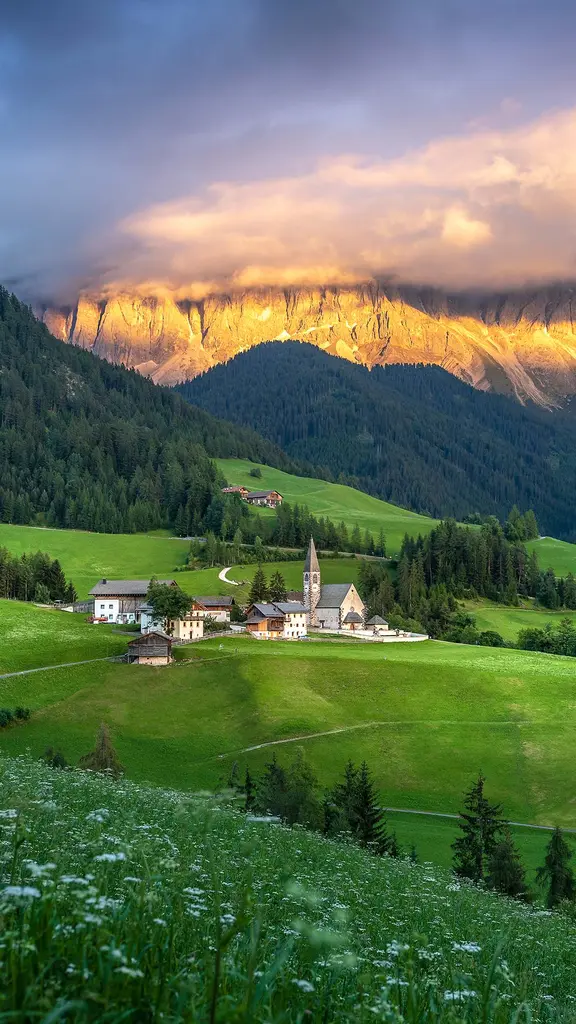 Postcard from the peaks