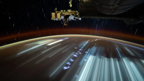 今日は世界宇宙飛行の日