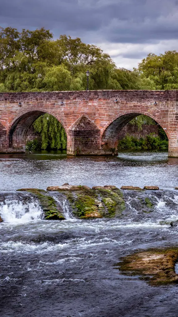 Ode over the bridge