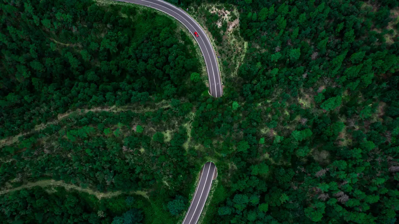 &iexcl;Viaja tierra adentro!