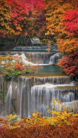 Khuean Srinagarindra国家公园的Huay Mae Khamin瀑布,泰国