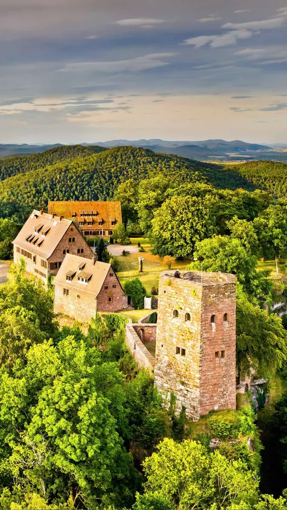 12世纪的历史遗迹