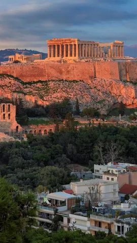 雅典卫城的帕特农神庙，希腊