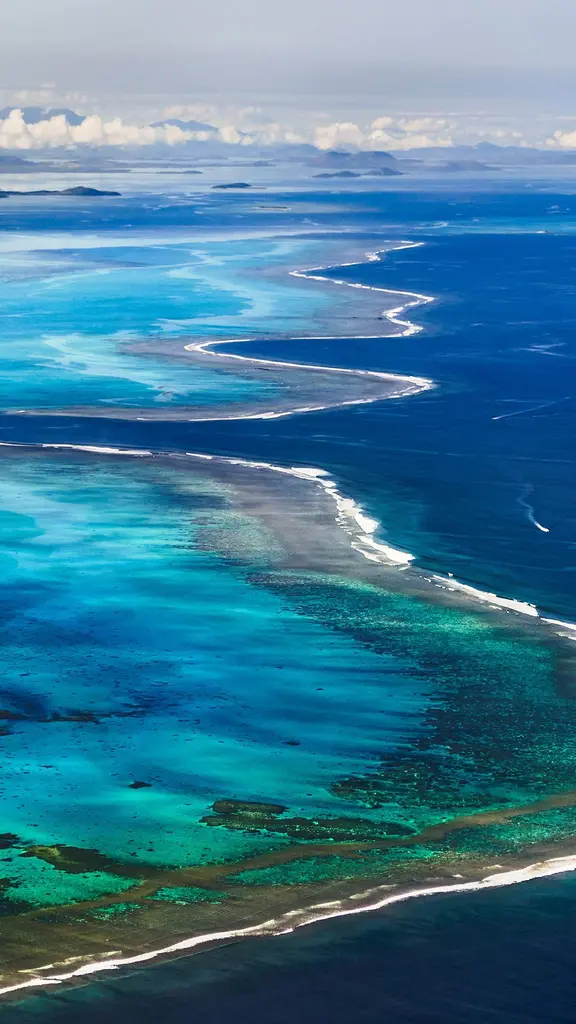 Barrier reef off Grande Terre, New Caledonia, France
