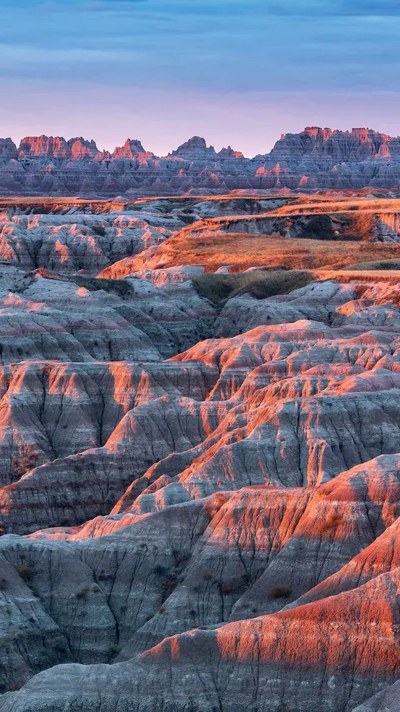 今日はバッドランズ国立公園の開園記念日