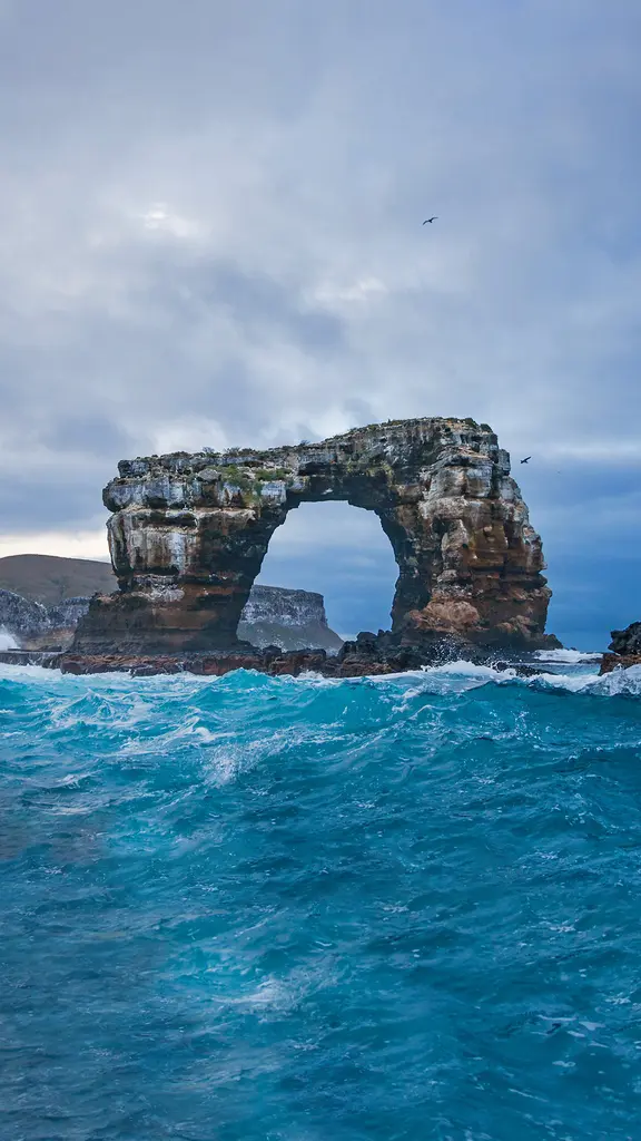 达尔文岛的达尔文拱门，厄瓜多尔加拉帕戈斯