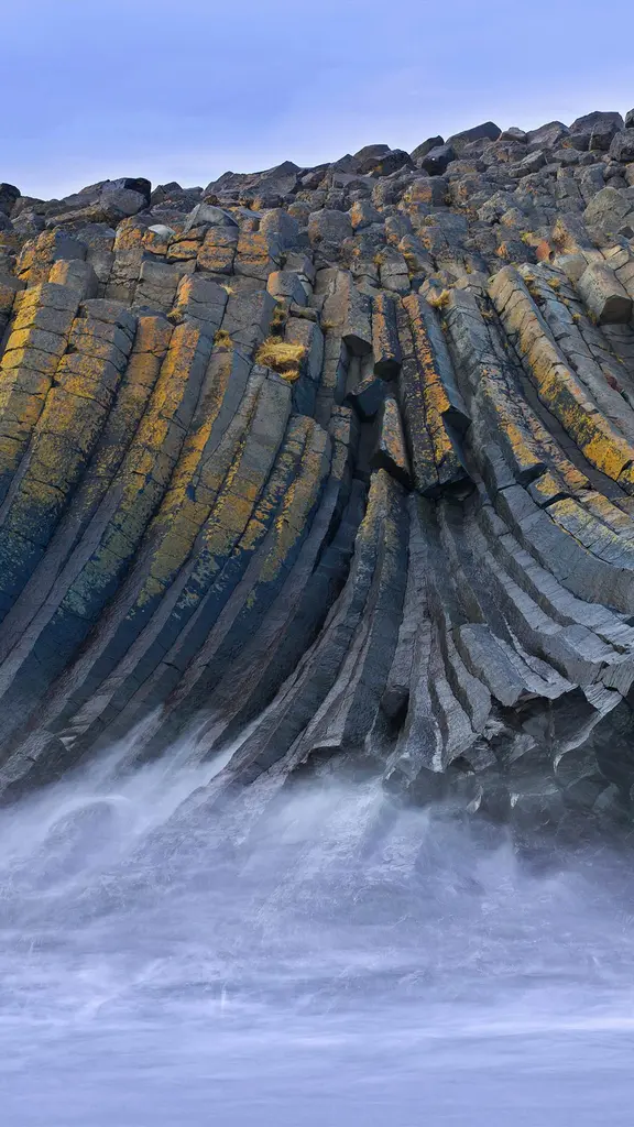 Basalt columns in K&aacute;lfshamarsv&iacute;k cove, Skagi peninsula, Iceland
