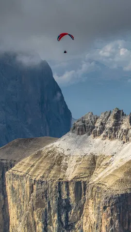 Volando tra le alte cime