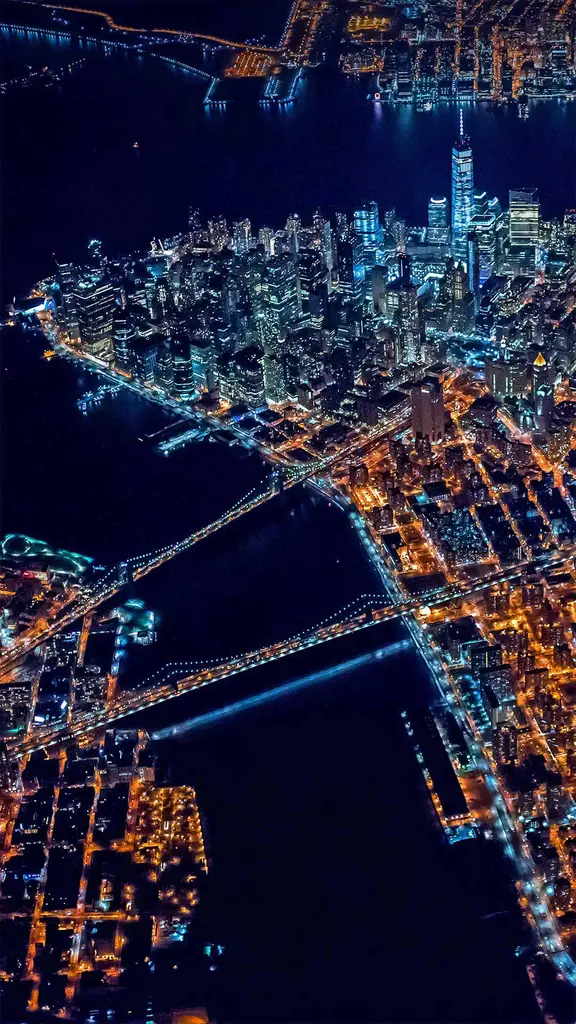 灯光璀璨的曼哈顿下城，美国纽约