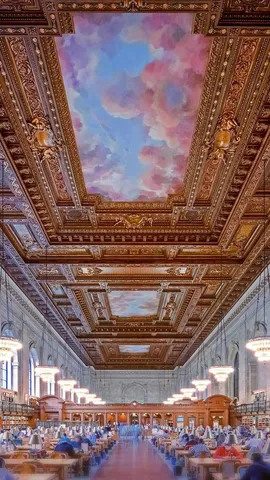 纽约公共图书馆总部翻新后的玫瑰主阅览室，纽约市