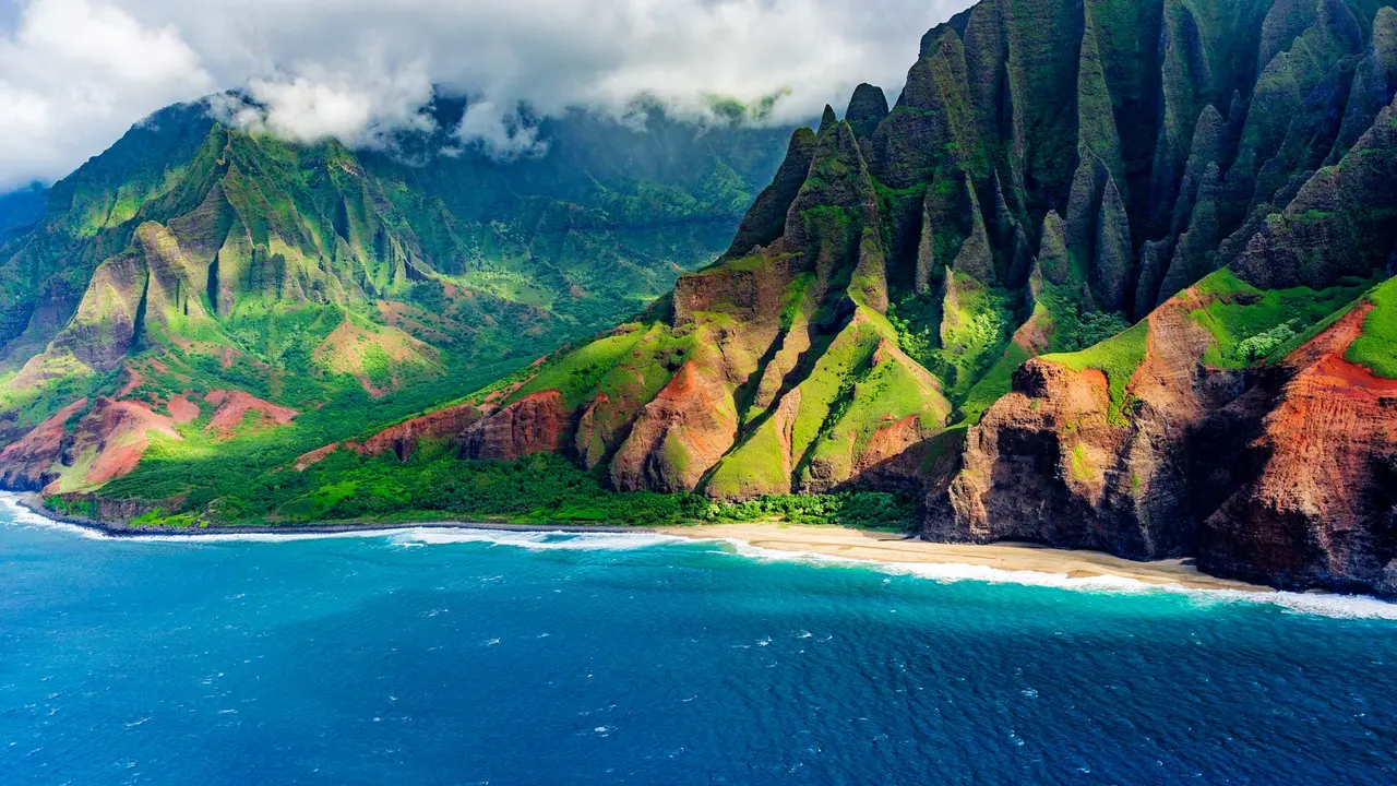 Kalalau Beach on the Nā Pali Coast, Kauai, Hawaii, United States