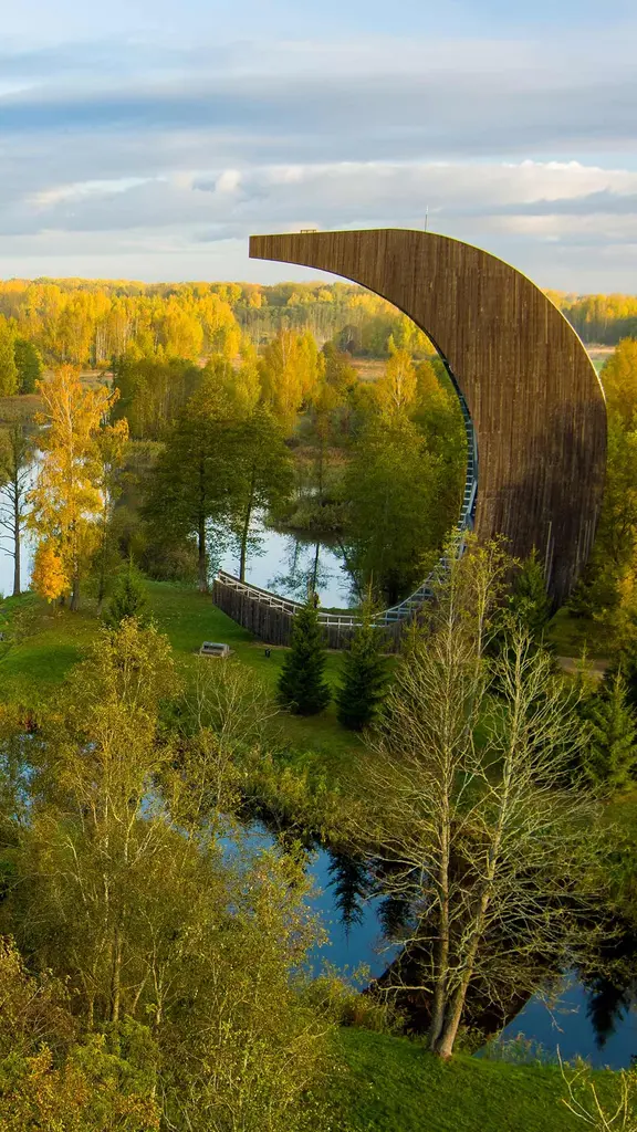 Ein gr&uuml;nes Paradies mit eigenem Holzmond!