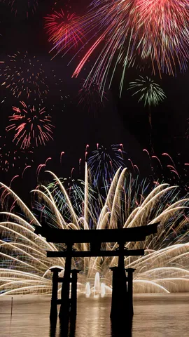 もう一度見たい宮島水中花火大会