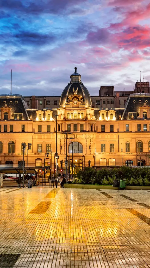 Constituci&oacute;n railway station, Buenos Aires, Argentina