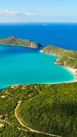 El encanto azul de un espect&aacute;culo natural