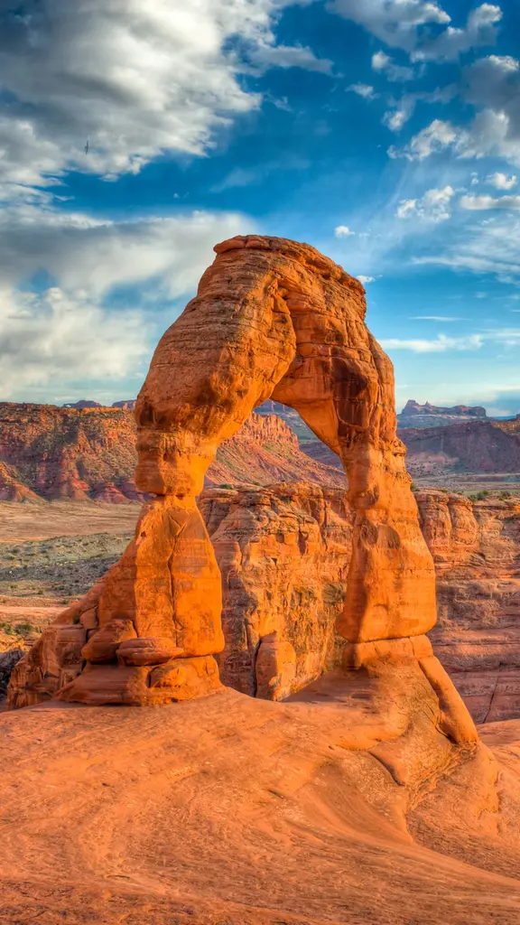Delicate Arch, Arches National Park, Utah, United States